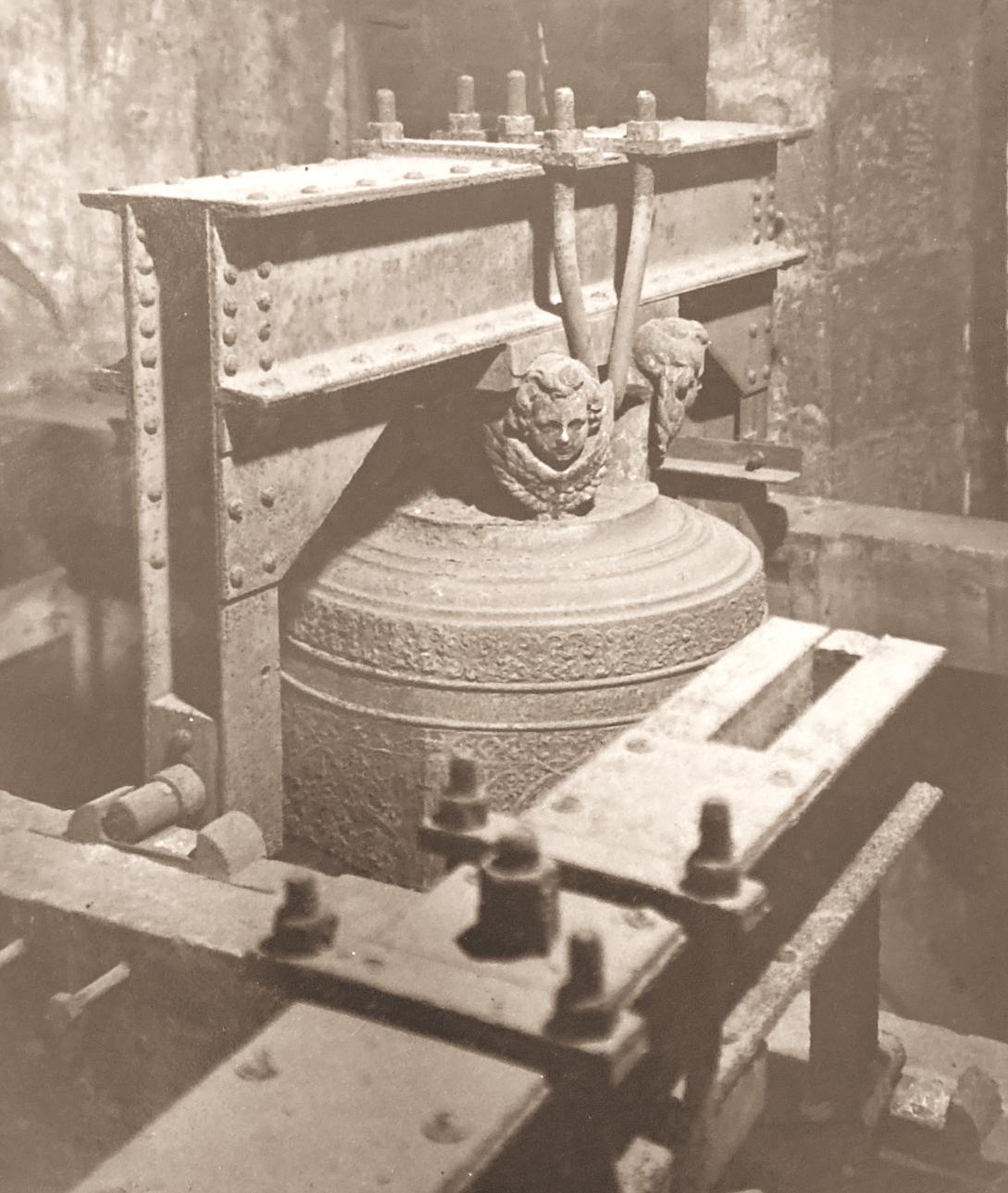 Stadtkirche Glocke Stadtkirche Glocke